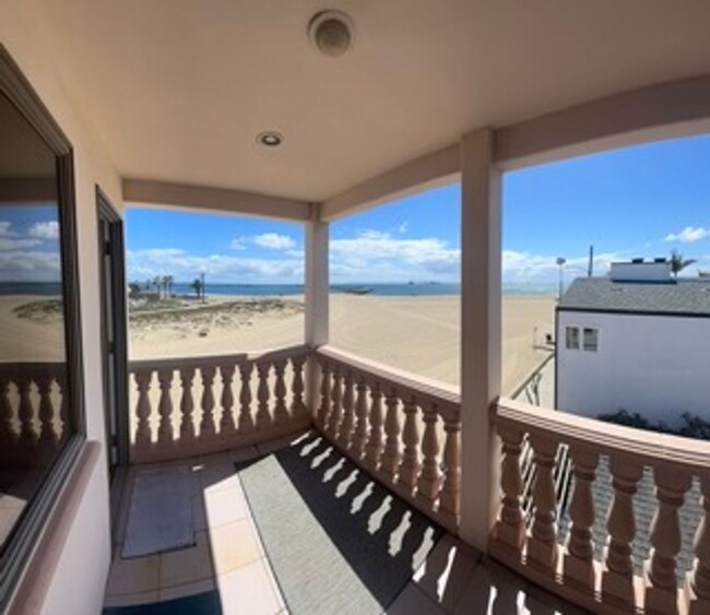 Foto del edificio - 1605-1612 E Seal Way