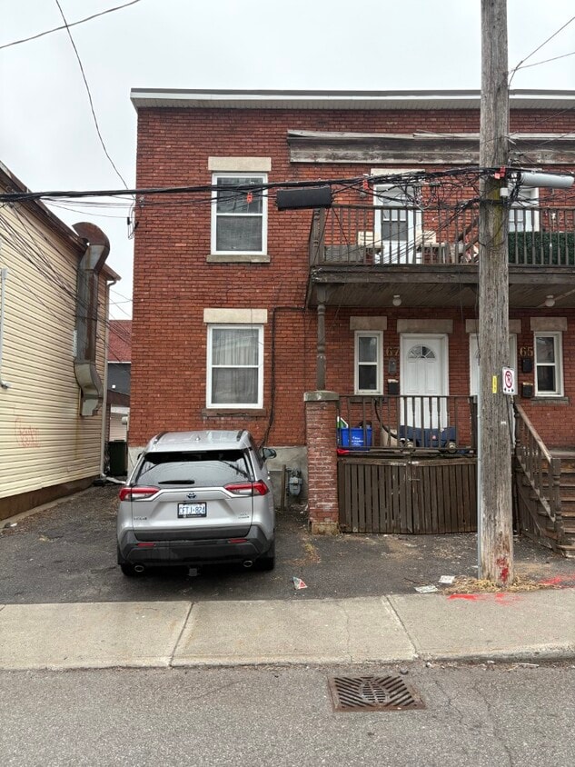 Building Photo - 65 Adeline St