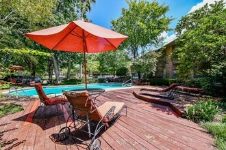 Building Photo - 6533 Bayou Glen Rd