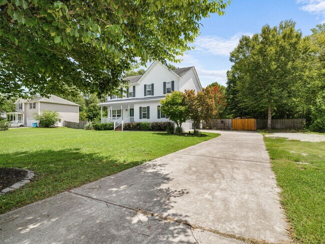 Building Photo - 156 Old Beechtree Ln