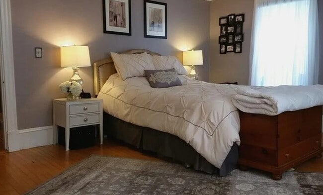 Building Photo - 14 Hudson St