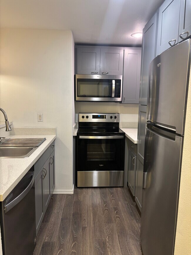 cocina - 22831 30th Ave S