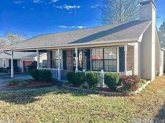 Building Photo - 100 Pecan Valley Dr