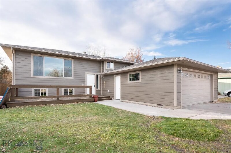 Foto principal - Spacious and Upgraded, Pet Friendly 4 Bed,...