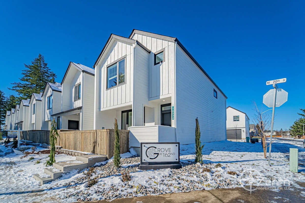 Photo - 16334 Northeast 20th Street