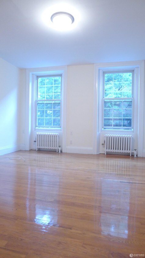Primary Photo - 226 East 59th Street