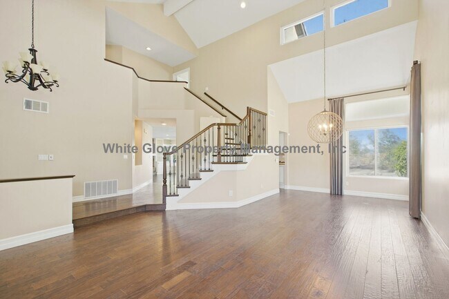 Foto del edificio - Resort-Style Orange Home with Pool, Spa, Panoramic Views & Disneyland Fireworks