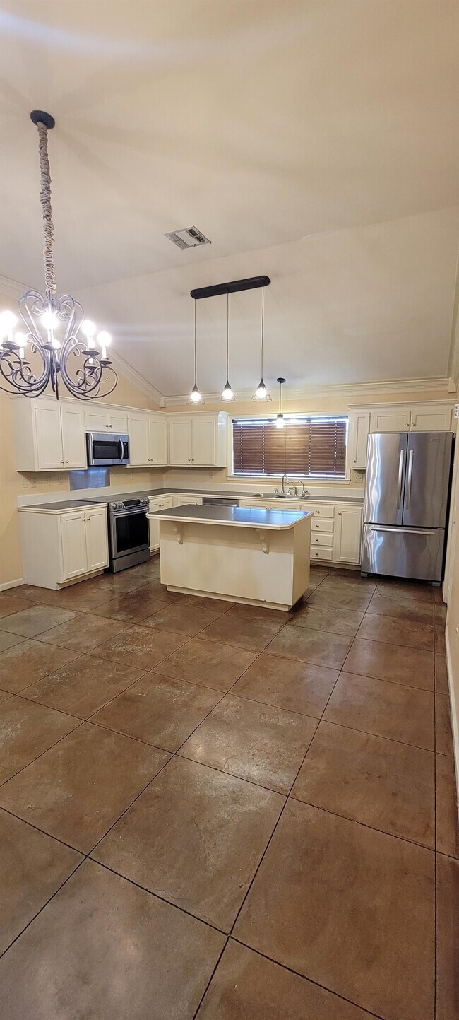 Building Photo - 122 Cane Ridge Cir