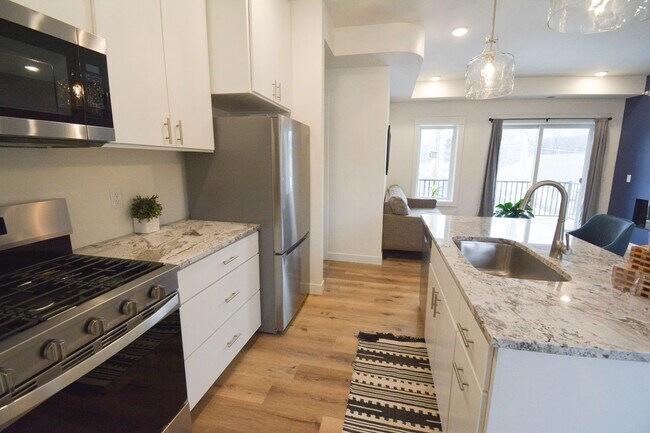 Foto del edificio - 1204 2nd Ave NW