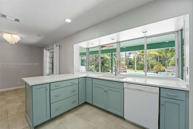 Building Photo - 2911 SW 108th Way