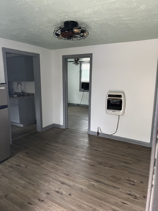 Building Photo - 487 Mellon St