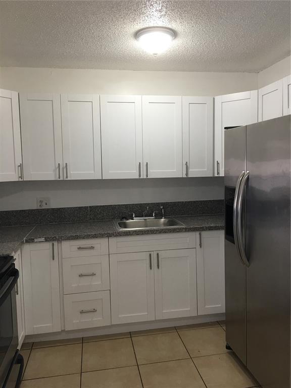 Foto del edificio - 3243 Coral Ridge Dr