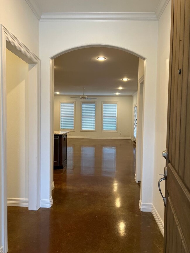 Building Photo - 2964 Elkton Trail
