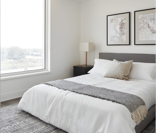 Building Photo - Frontier