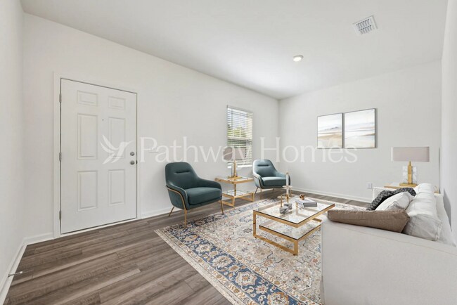Foto del edificio - 12745 Haymarket Rd