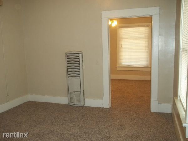 Primary Photo - 1108 N Waco Ave