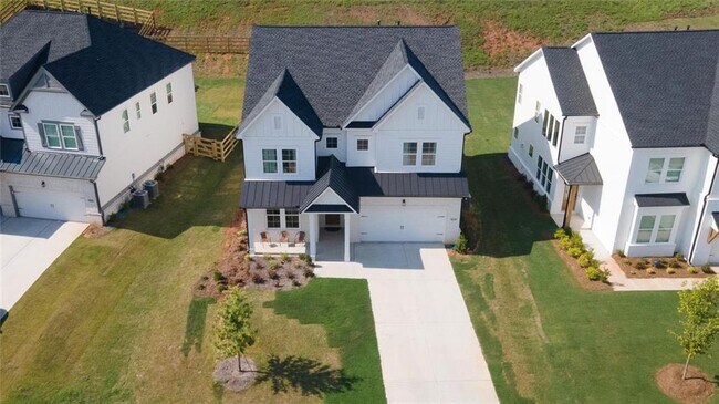 Building Photo - 5014 Baywood Ln