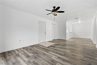 Building Photo - 12658 Kenwood Ln