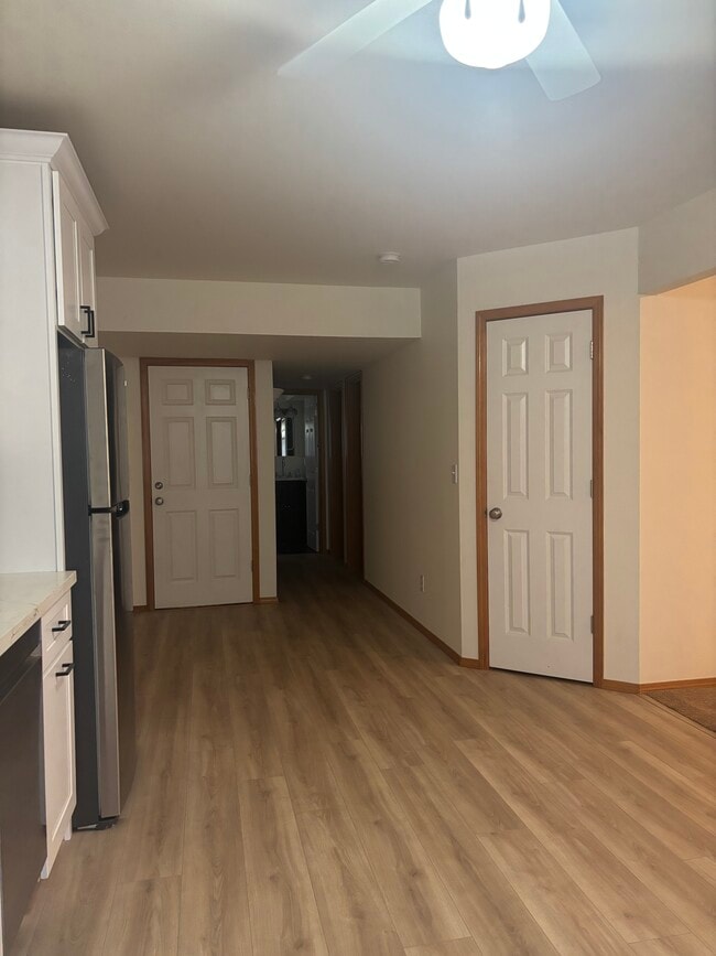 Foto del edificio - 511 Queen Ave NE