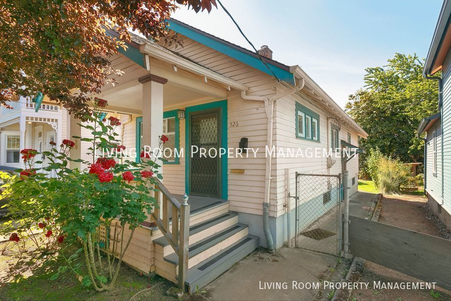 Foto principal - Cute Close-In Bungalow in Eliot Neighborhood