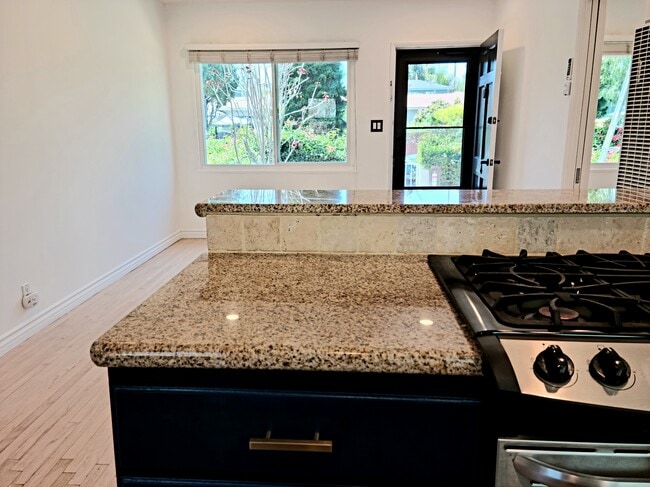 Foto del edificio - 1801 Dorchester Avenue