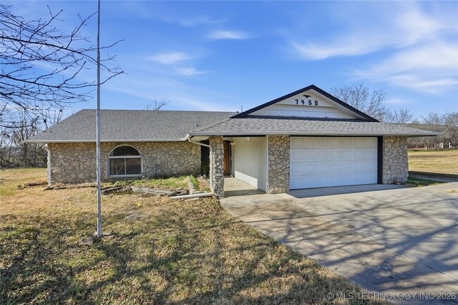 Foto del edificio - 7450 N 117th E Ave