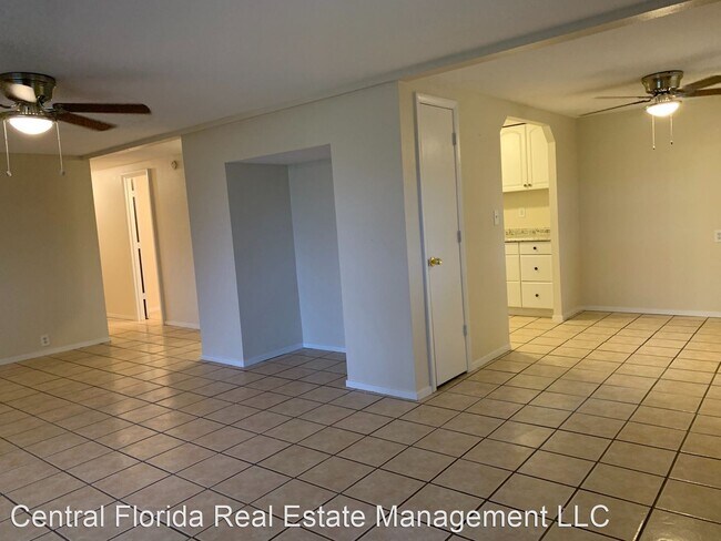 Foto del edificio - 3 br, 2 bath House - 5585 E Irlo Bronson M...