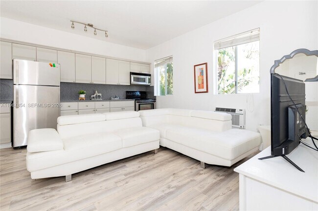 Foto del edificio - 820 Euclid Ave