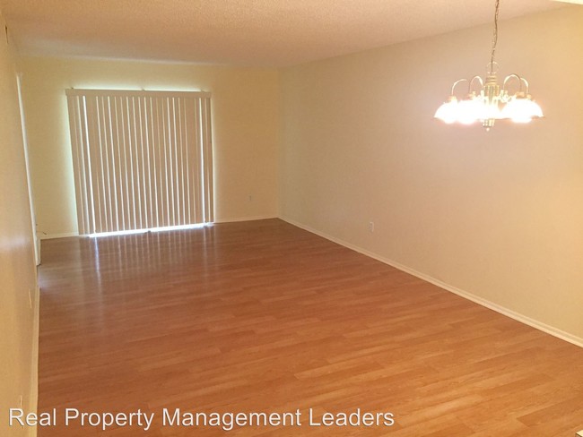 Building Photo - 4973 Puritan Cir