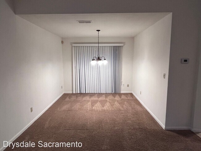 Building Photo - 3 br, 2.5 bath House - 2709 Compton Parc Lane