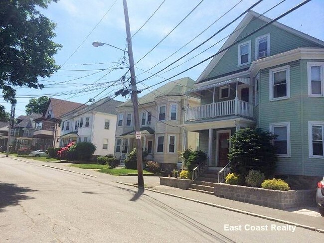 Foto del edificio - 7 Chester Ave