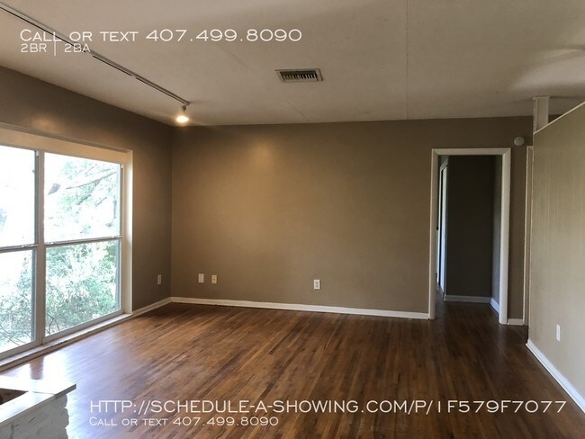 Building Photo - 100 Pine Circle Dr