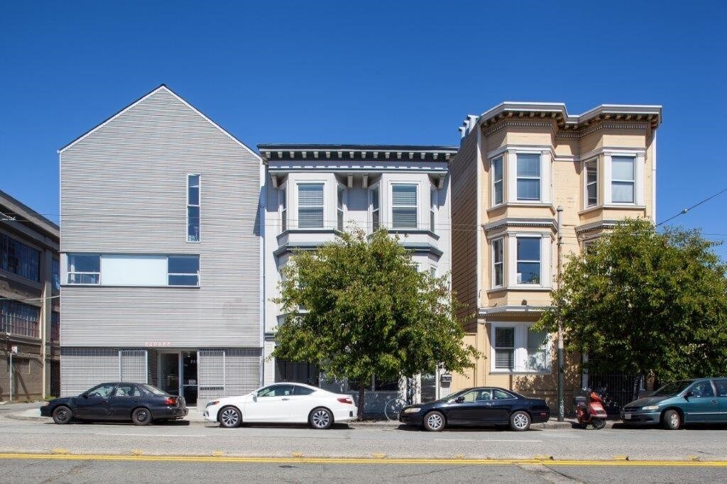 Primary Photo - 257 S Van Ness Ave