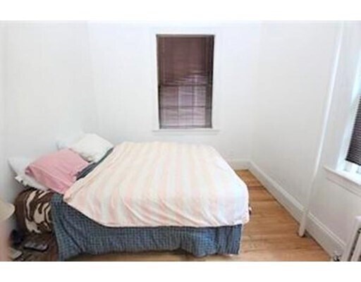 Building Photo - 205 Mount Auburn St