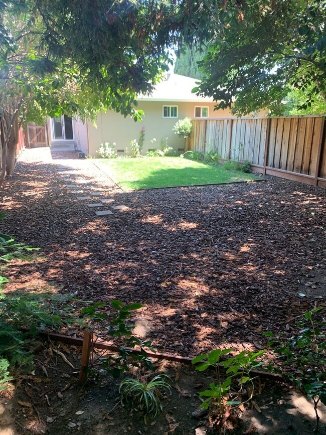 Foto del edificio - 39-1810