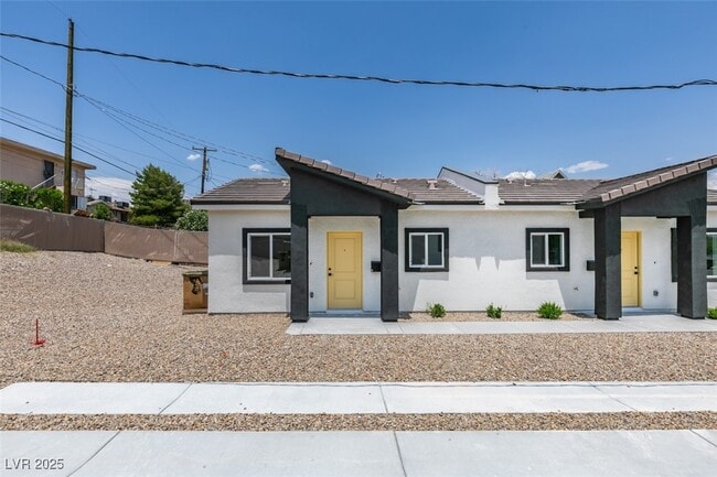 Building Photo - 367 N 16th St