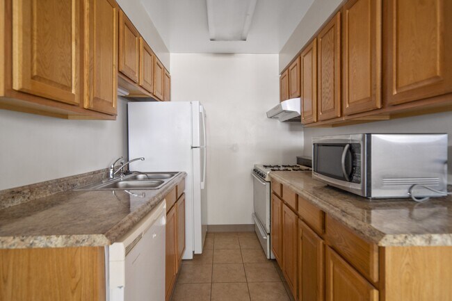 Foto del edificio - 211 Linden Ave