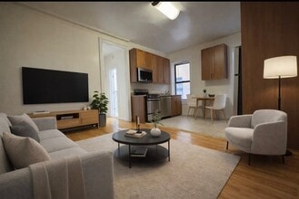 Building Photo - 884 Riverside Dr