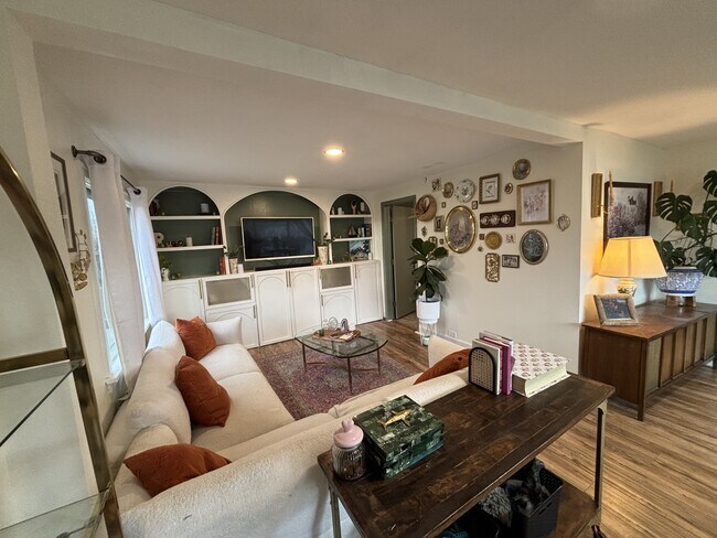 Foto del edificio - 1954 Florida Ave