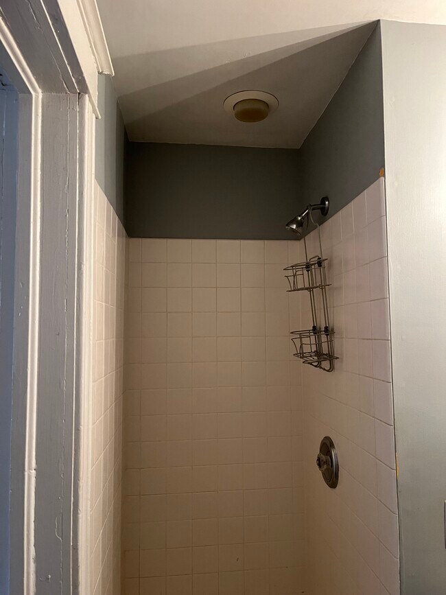 Foto del edificio - 1049 Spaight St