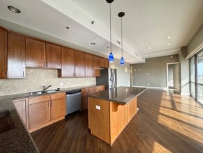 Building Photo - 600 Admiral Blvd