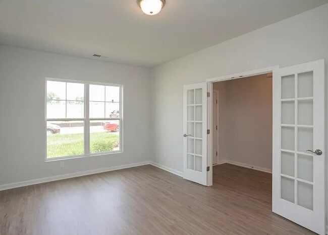 Building Photo - 3707 Clementine Ln