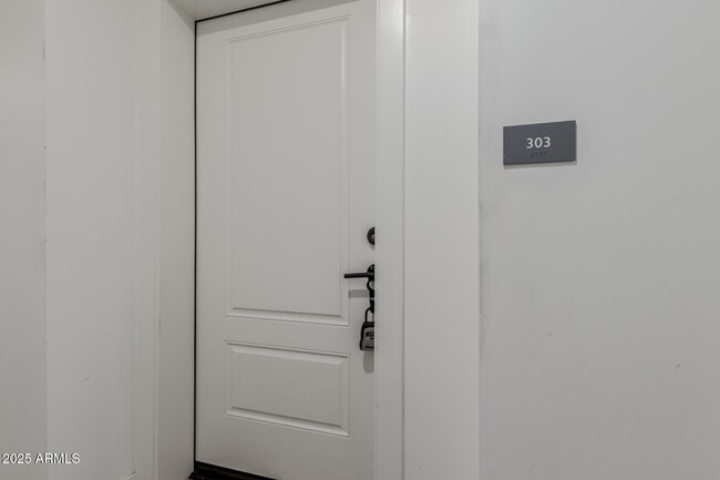 Foto del edificio - 475 N 9th St