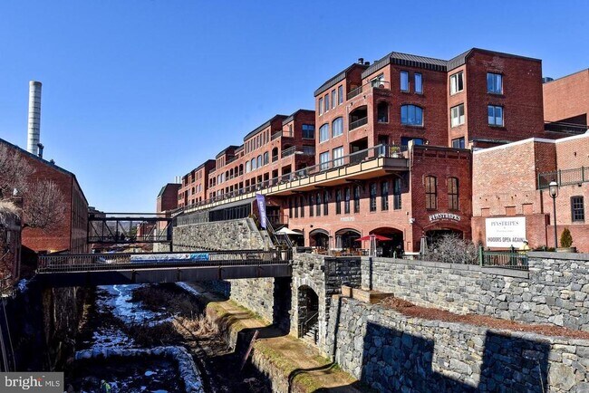 Foto del edificio - 1080 Wisconsin Ave NW