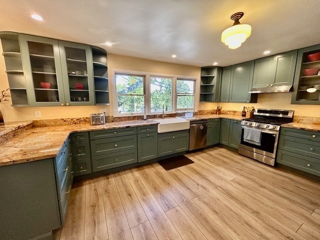 Building Photo - 811 Alameda Ave