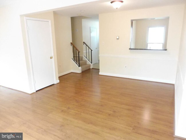 Building Photo - 9513 Melrose Square Way