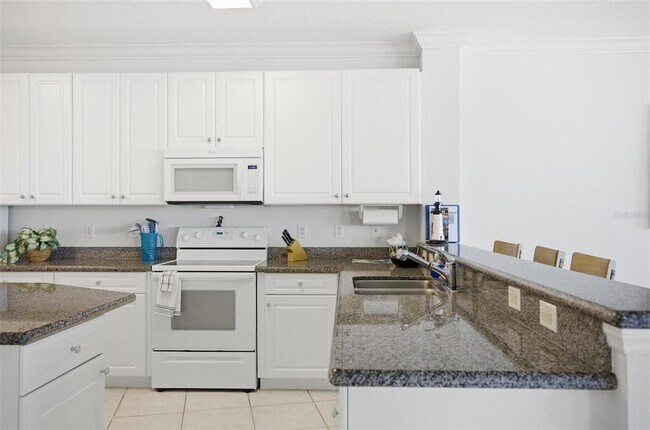 Building Photo - 80 Surfview Dr