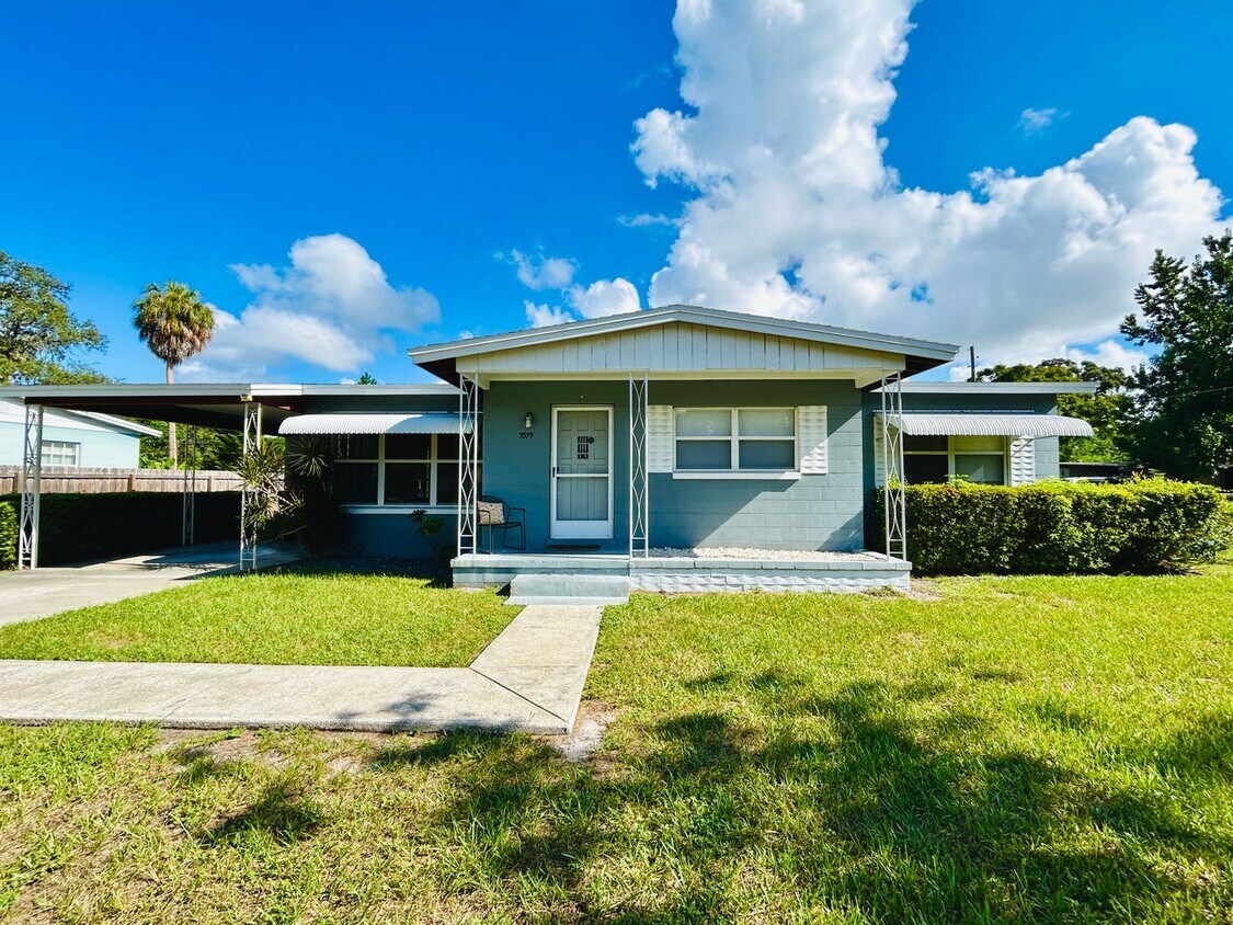 Primary Photo - Quaint 3 Bedroom Home in 32812