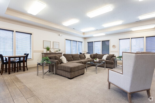 Clubroom - The Cove at Pleasant View