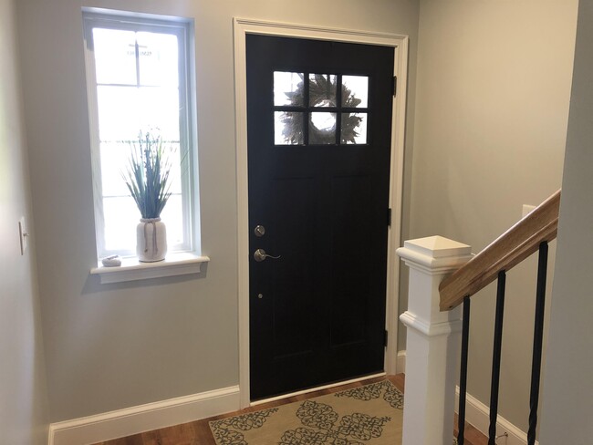 Building Photo - 2405 Rosa RoadRidge Manor Ct